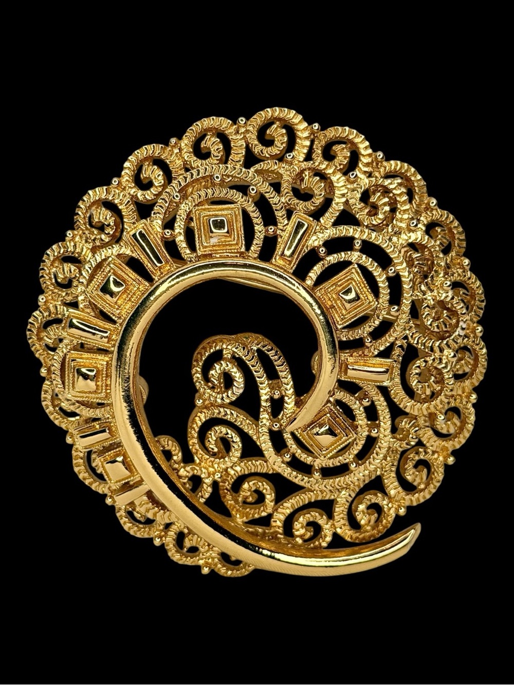 Vintage MONET Filigree Swirl Statement Brooch Pin Triple-Plated Gold Finish 2.5”